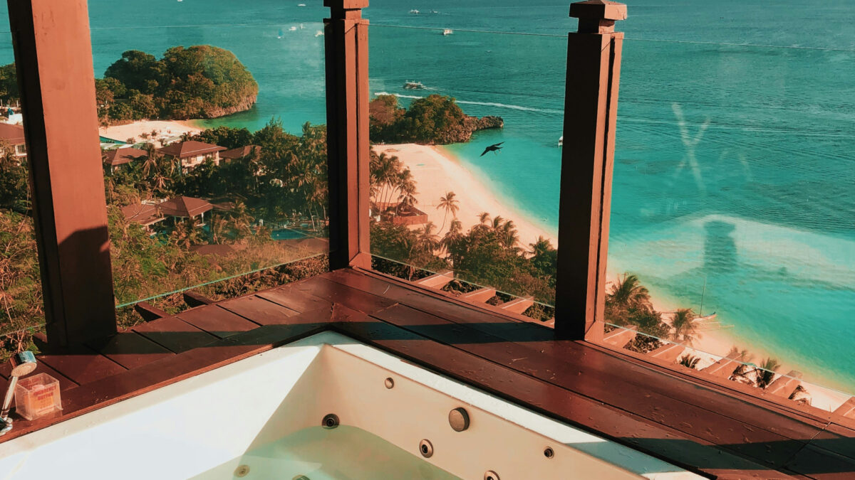 Couverture de spa : rigide ou gonflable, comment faire le bon choix ?